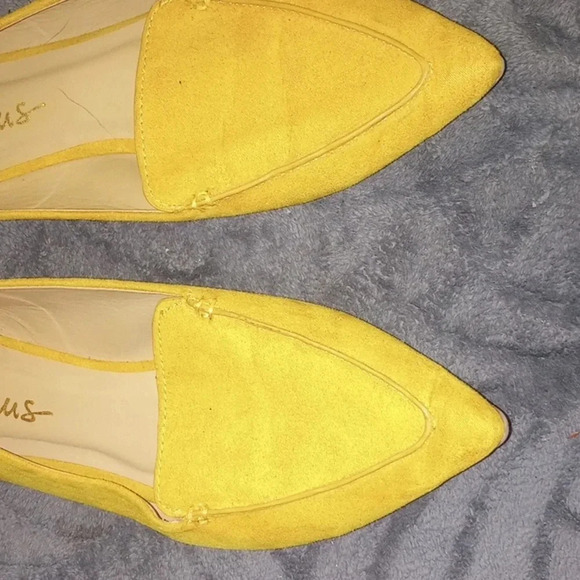 Lulu's Size 8 Emmy Slip ons - Picture 3 of 6